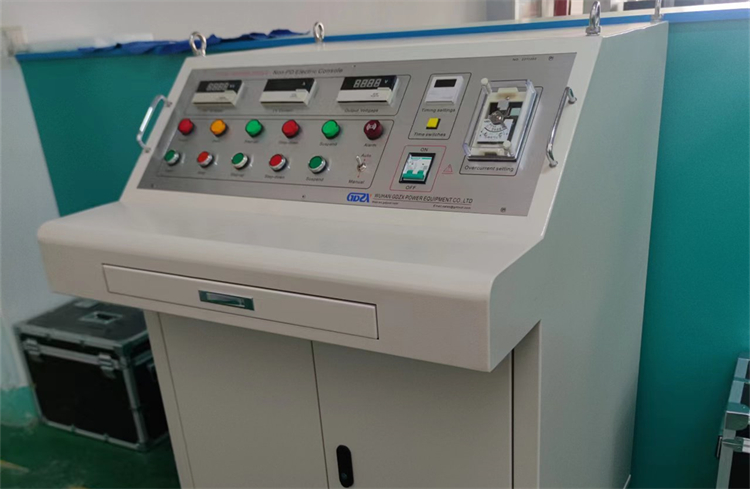 UHV(J) 無局放耐壓試驗裝置(圖4) UHV(J) 無局放耐壓試驗裝置(圖4)