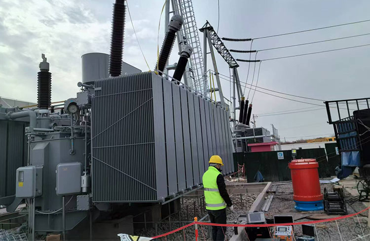 UHV(W) 無局放變頻諧振試驗系統總體介紹(圖3) UHV(W) 無局放變頻諧振試驗系統總體介紹(圖3)