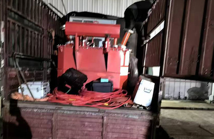 UHV(W) 無局放變頻諧振試驗系統總體介紹(圖9) UHV(W) 無局放變頻諧振試驗系統總體介紹(圖9)