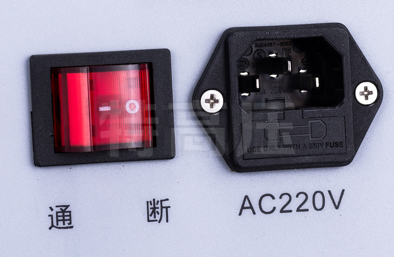 UHV-800 大型地網接地電阻測試儀