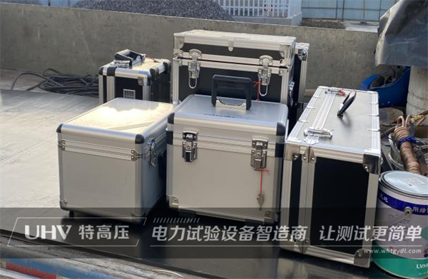 武漢特高壓派遣售后服務(wù)團(tuán)隊(duì)前往河南焦作開(kāi)展售后培訓(xùn)工作！(圖1)